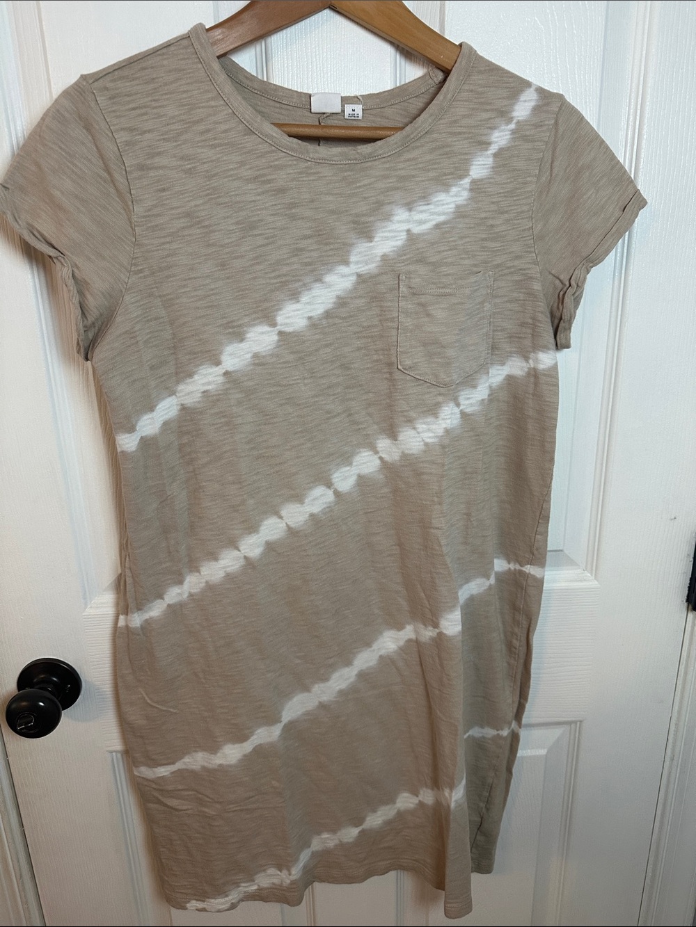 Women’s Tan Tie-Dye Pocket Tee Dress